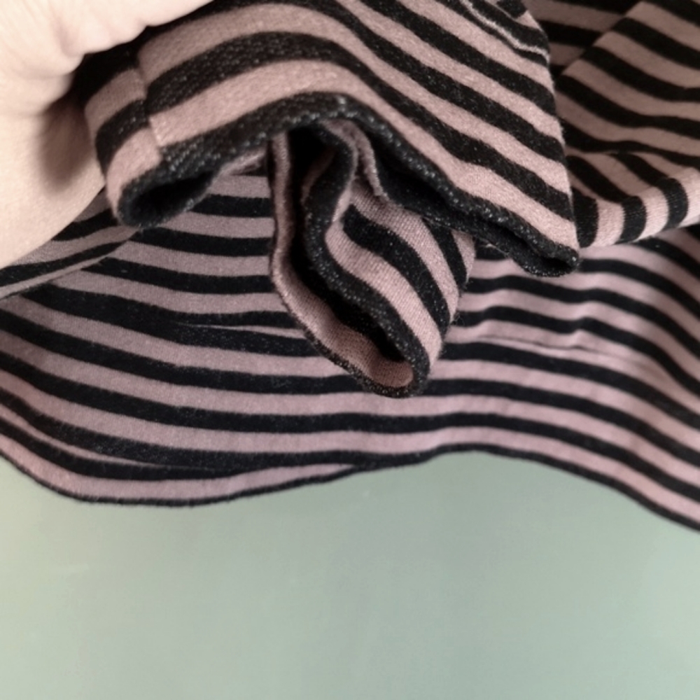 Jackson Rowe Striped Crop Style Long Sleeve Soft Casual Top Sz Medium - Picture 6 of 8